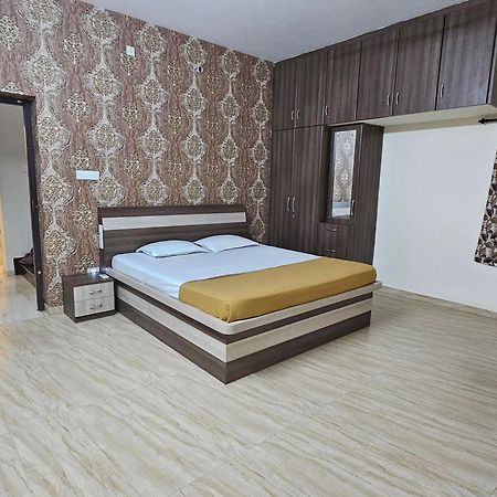 Shi'S Vilva - The Bungalow In Coimbatore - Near Airport, Kmch, Codesia Extérieur photo